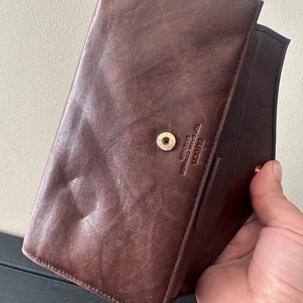 Buxton Wallet Womens Brown Top Grain Leather Long Bifold Organizer Floral Emboss